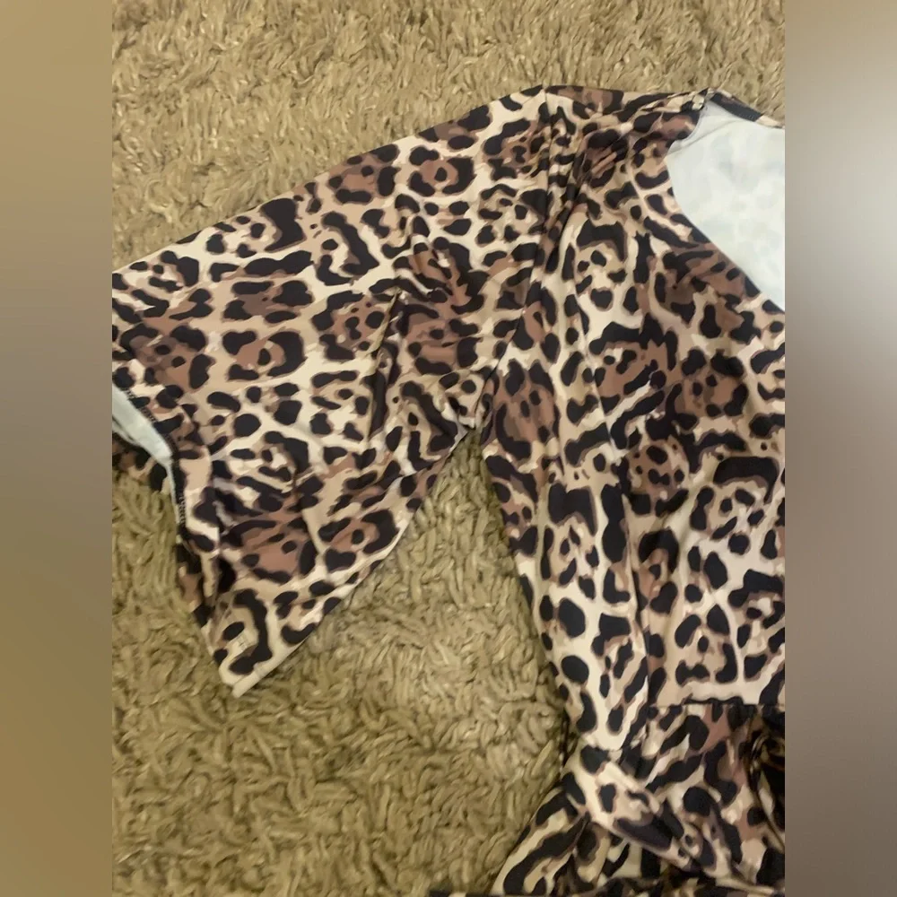 Venus, size 1x, cheetah print dress - Picture 3 of 4